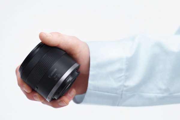 canon-eos-r50-v-lens-14-30mm-f4-6-3-3-600x400-1 Canon EOS R50 V + Lens 14-30mm f/4-6.3