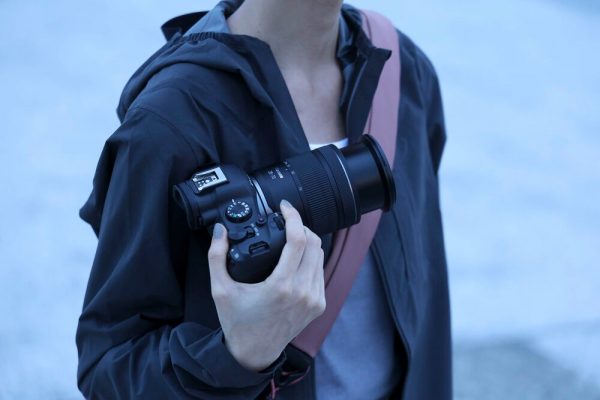 canon-rf-28-70mm-f2-8-is-stm-8-600x400-1 Canon RF 28-70mm f/2.8 IS STM được cấu tạo từ 15 thấu kính chia làm 12 nhóm