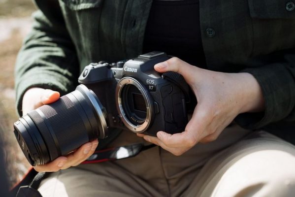 Canon RF-S 18-150mm f/3.5-6.3 IS STM