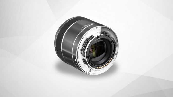 Sony 30mm f/3.5 Macro