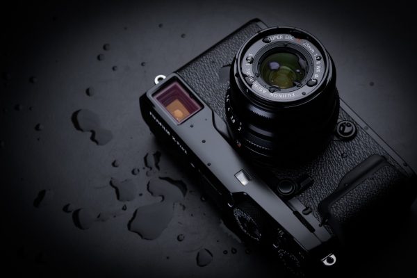 FUJIFILM XF 23mm f/2 R WR được cấu tạo từ 10 thấu kính chia làm 6 nhóm