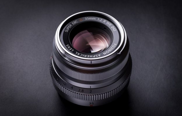 FUJIFILM XF 35mm f/2 R WR