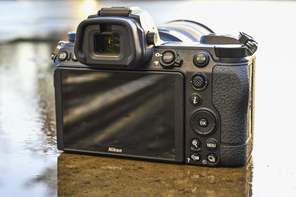 Kính ngắm điện tử trên Nikon Z7 II có độ phân giải lên tới 3,6 triệu điểm