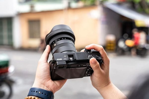 Sigma 10-18mm f/2.8 DC DN (Sony E)