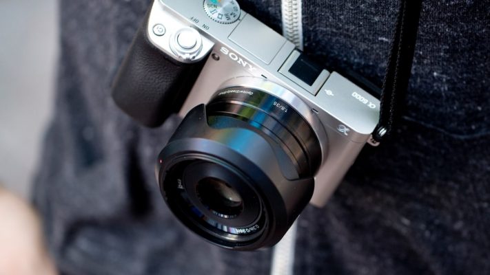 Sony E 35mm f/1.8
