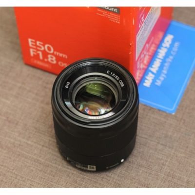 Sony E 50mm F1.8 OSS