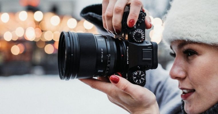 viltrox-75mm-f1-2-af-10-762x400-1 Ống kính Viltrox 75mm f/1.2 AF
